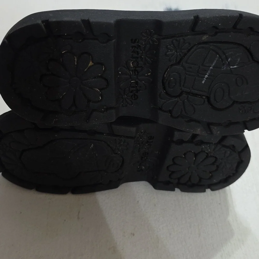 Stride Rite Girl's Chuckka Annkle Boor Laces Black/Silver Floral Boots Sz 9 GUC‎
